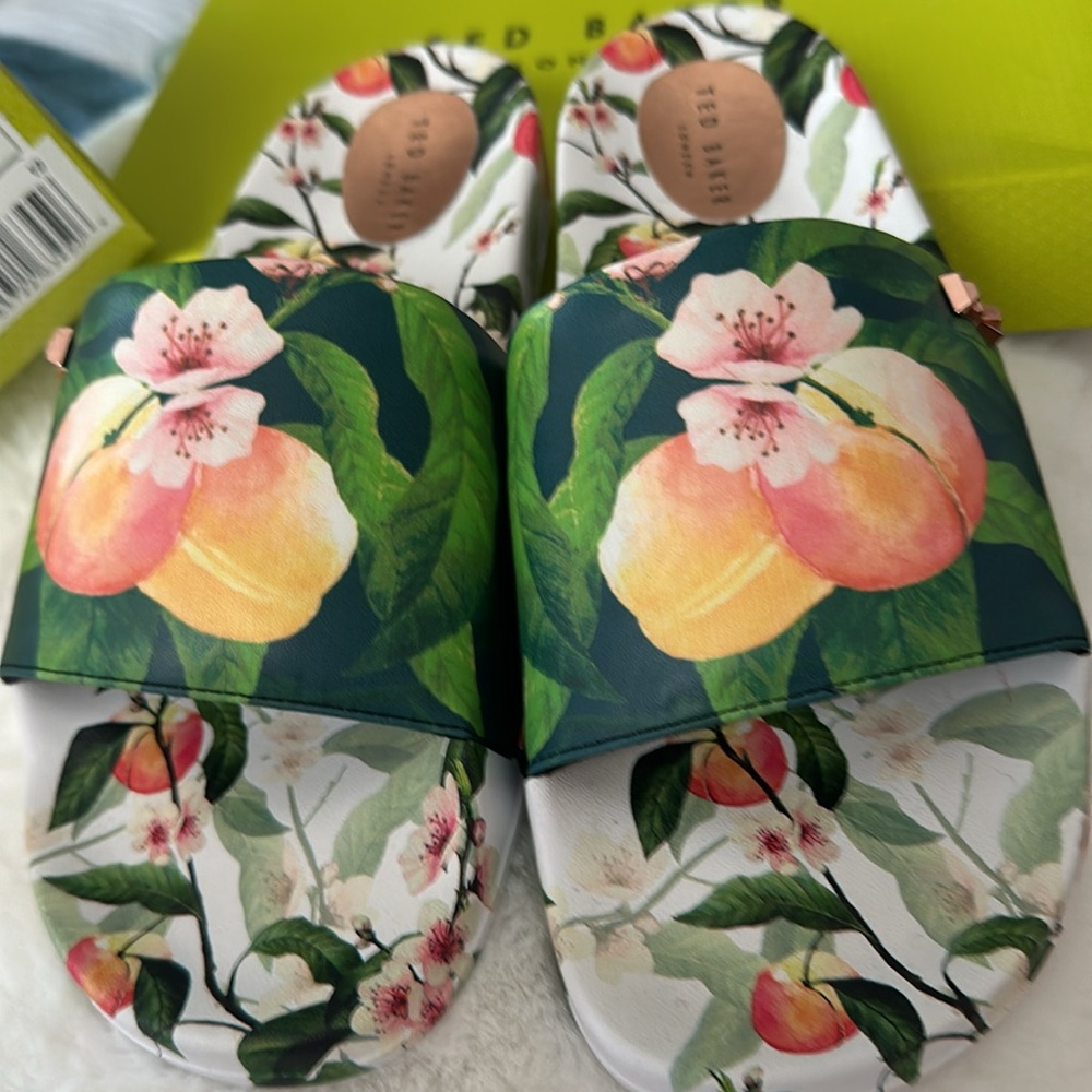 NIB Ted Baker London Peach Blossom Avaline Slide Size EU 42 / US 10
